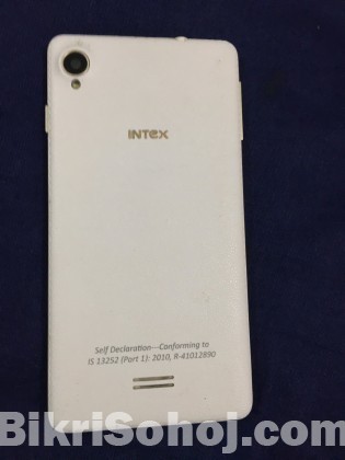 INTEX AQUA SLICE II   (URGENT SELL)